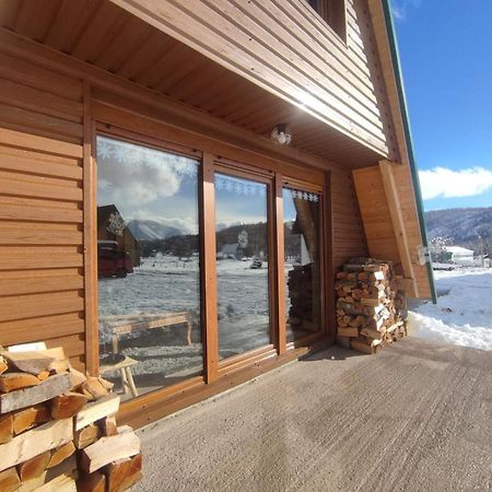Three Houses Жабляк Экстерьер фото